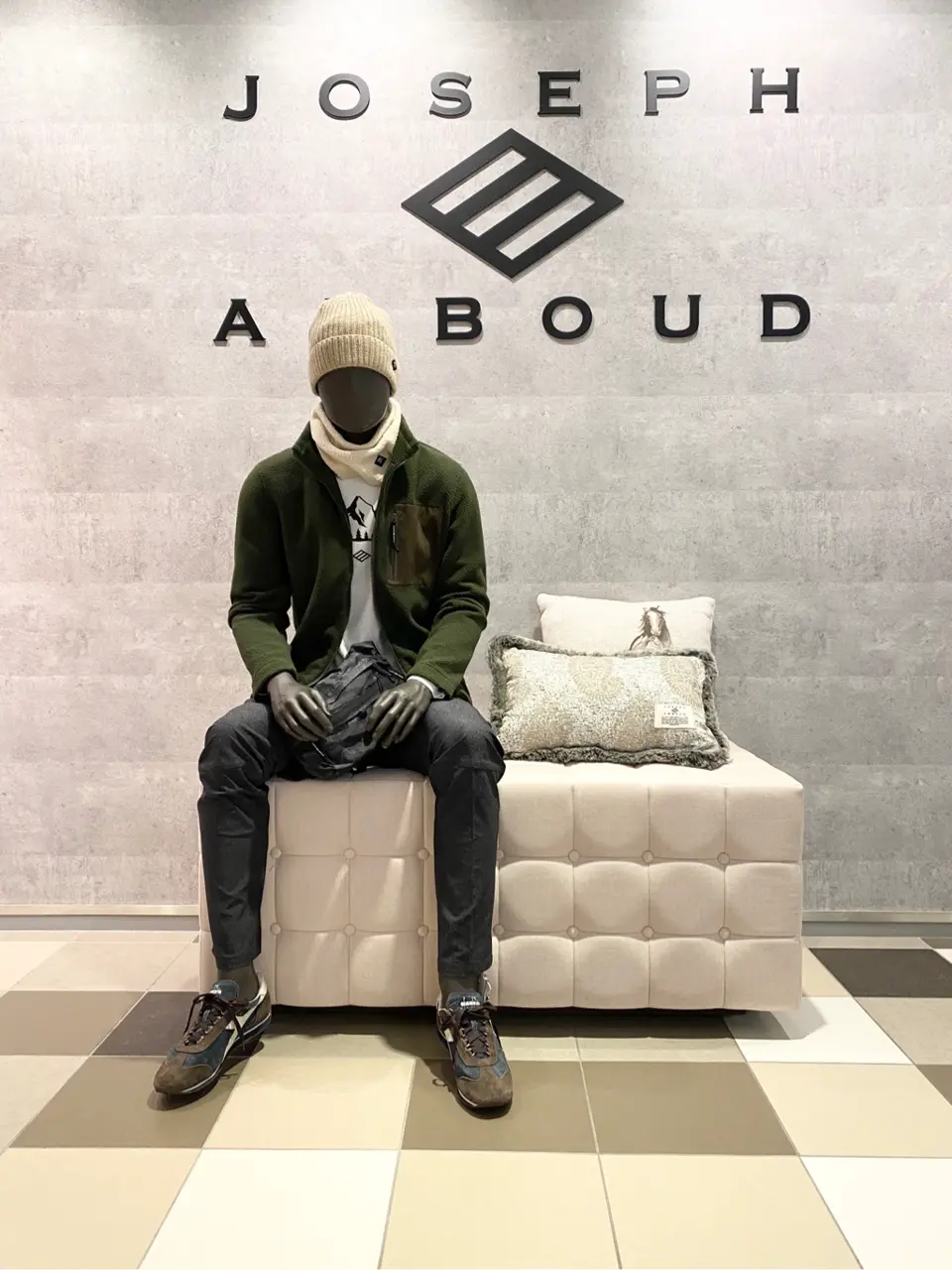 JOSEPH ABBOUD 東　 コーディネート画像