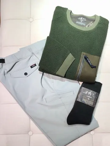 JOSEPH ABBOUD 二澤 コーディネート画像