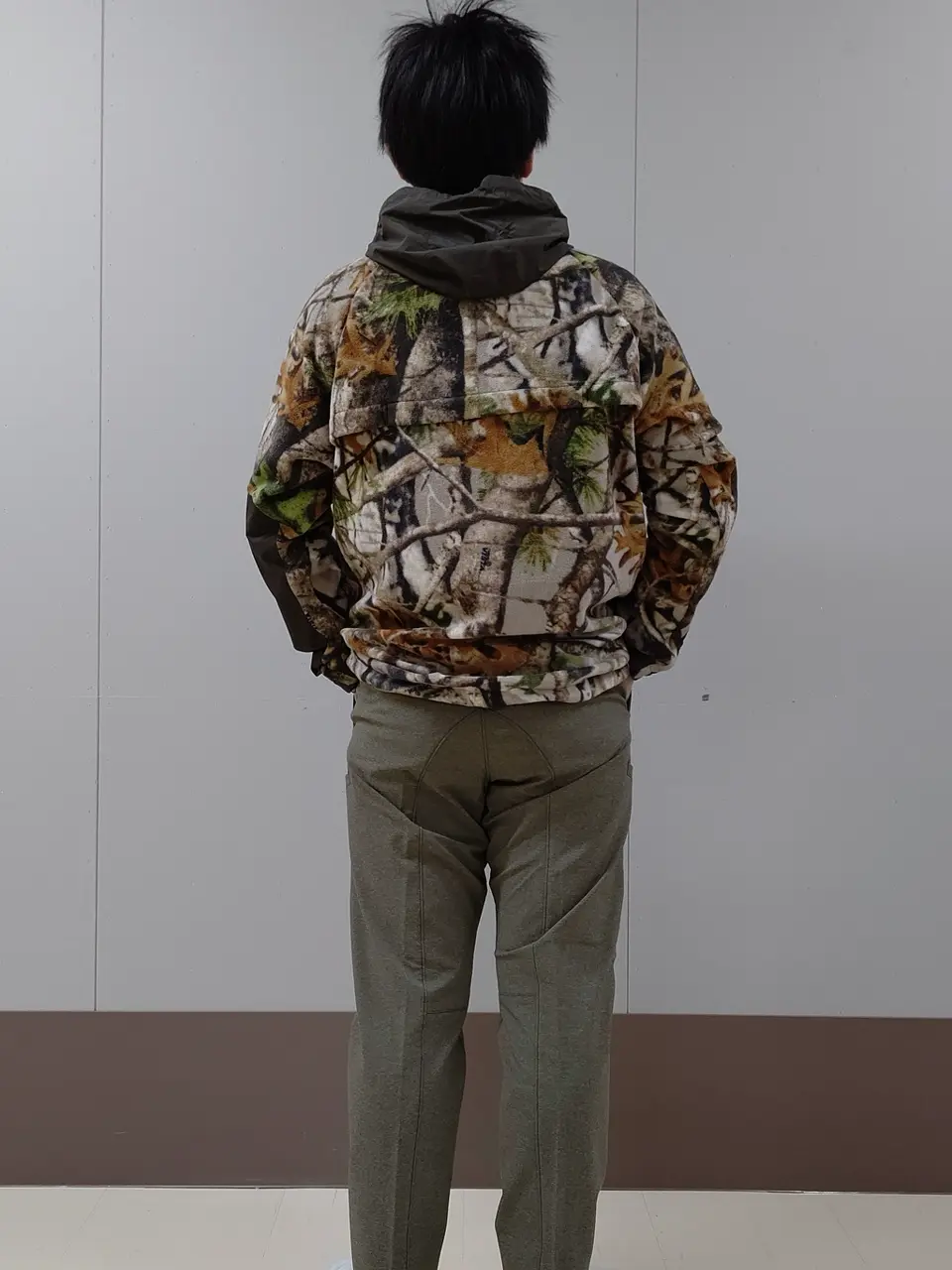 JOSEPH ABBOUD 橋本 コーディネート画像