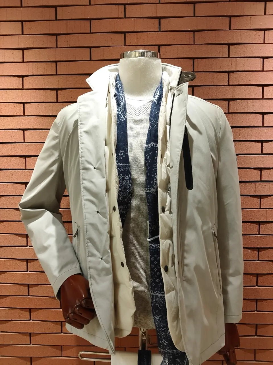 JOSEPH ABBOUD 袋地 コーディネート画像