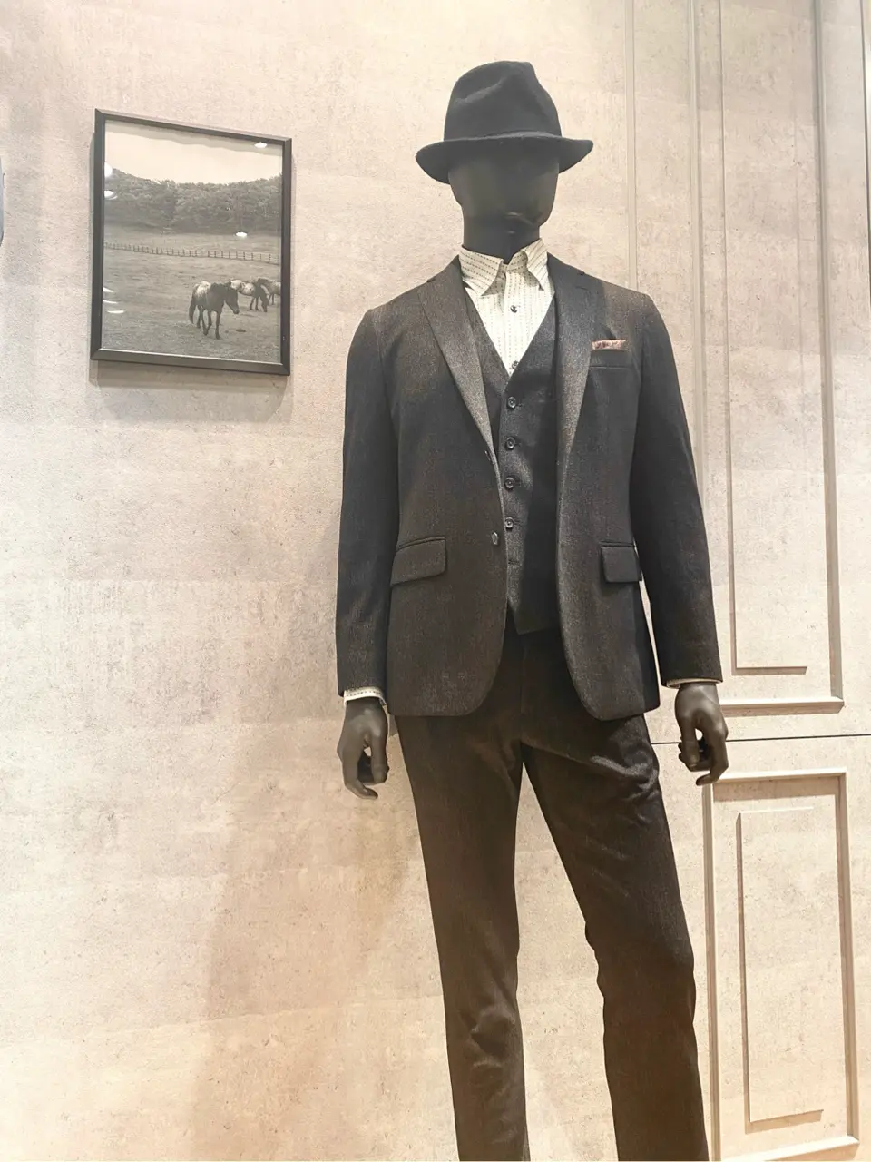 JOSEPH ABBOUD 東　 コーディネート画像