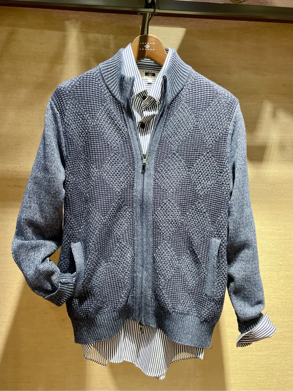 JOSEPH ABBOUD 二澤 コーディネート画像