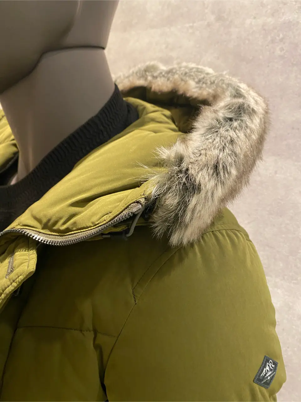 JOSEPH ABBOUD 東　 コーディネート画像