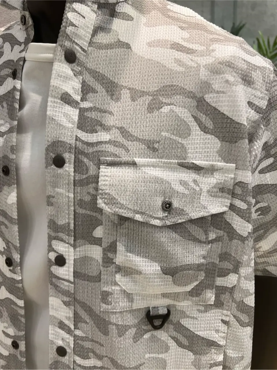 JOSEPH ABBOUD MOUNTAIN 上條 コーディネート画像