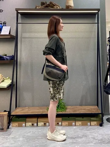 JOSEPH ABBOUD MOUNTAIN たかい　かおり コーディネート画像