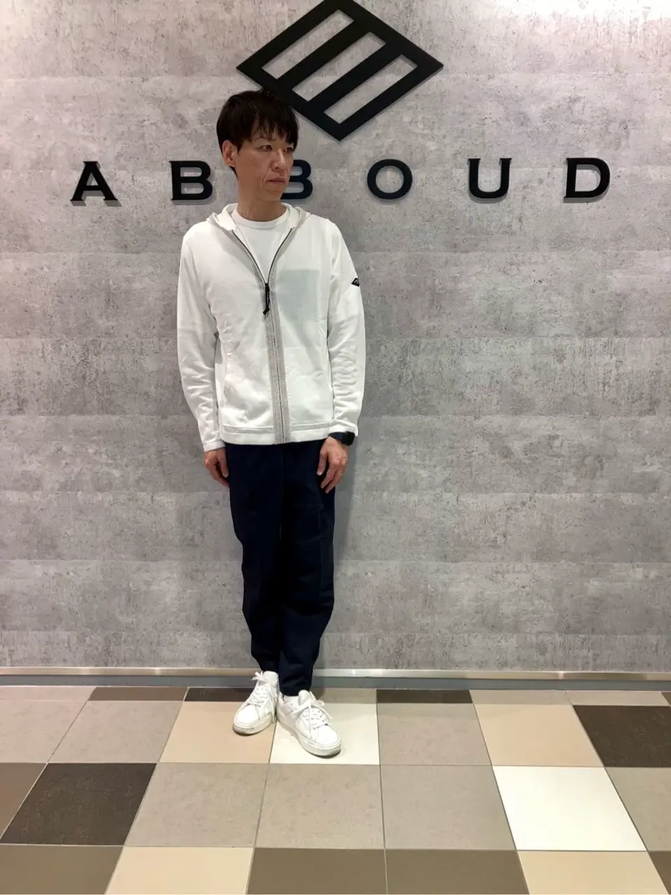 JOSEPH ABBOUD MOUNTAIN 足立 コーディネート画像