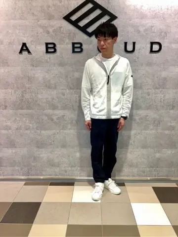 JOSEPH ABBOUD MOUNTAIN 足立 コーディネート画像