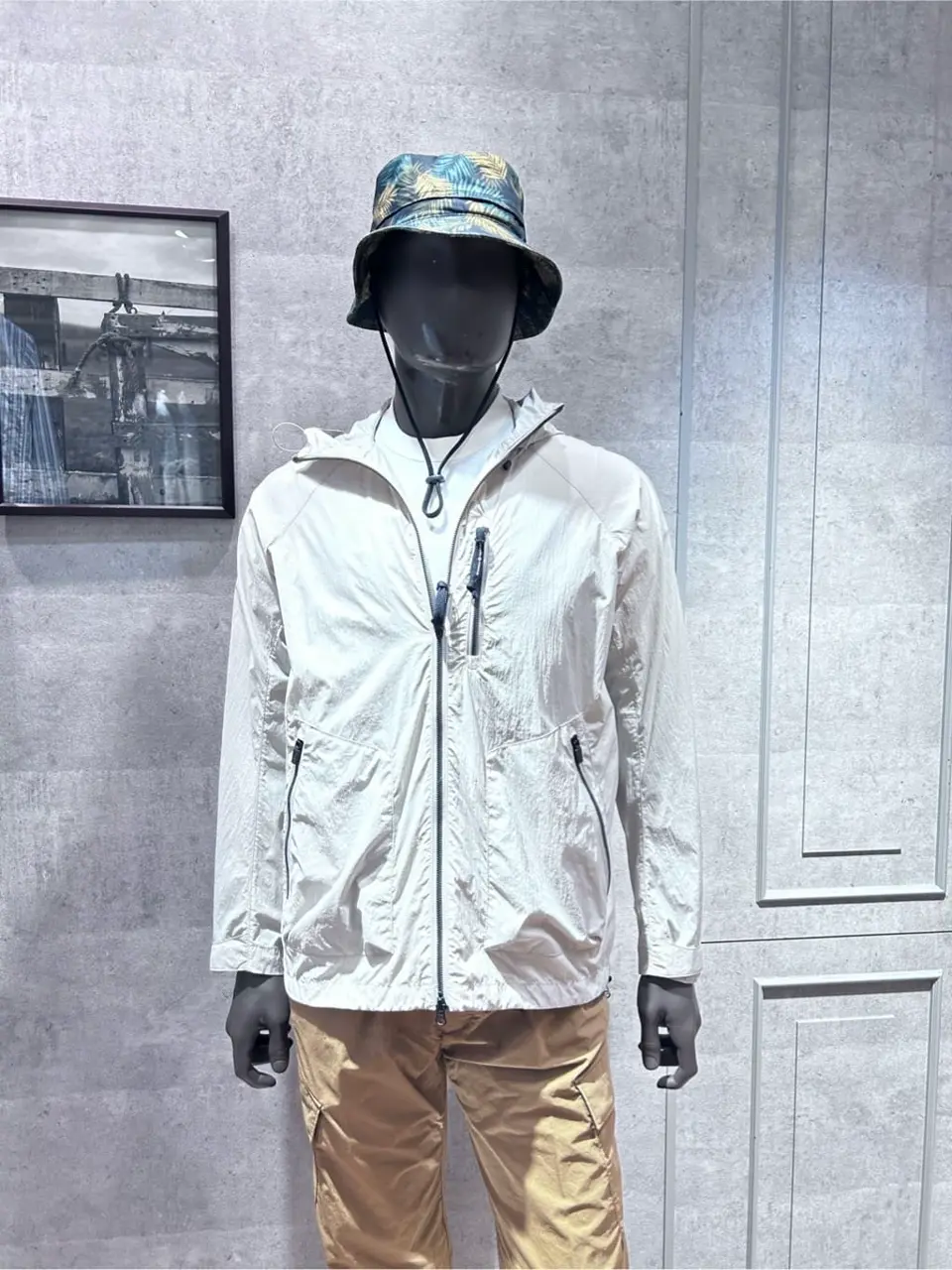 JOSEPH ABBOUD MOUNTAIN 二澤 コーディネート画像