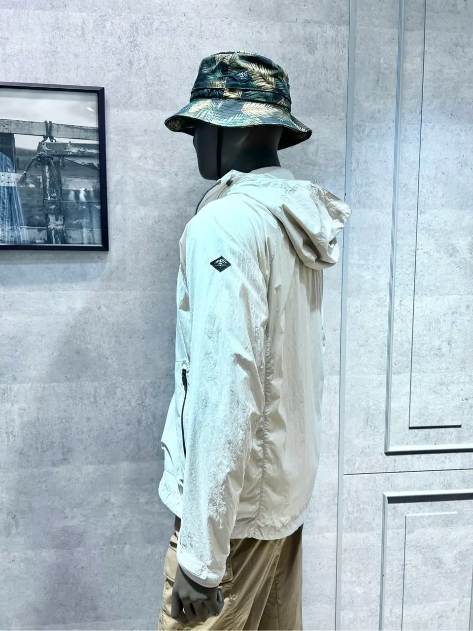 JOSEPH ABBOUD MOUNTAIN 二澤 コーディネート画像