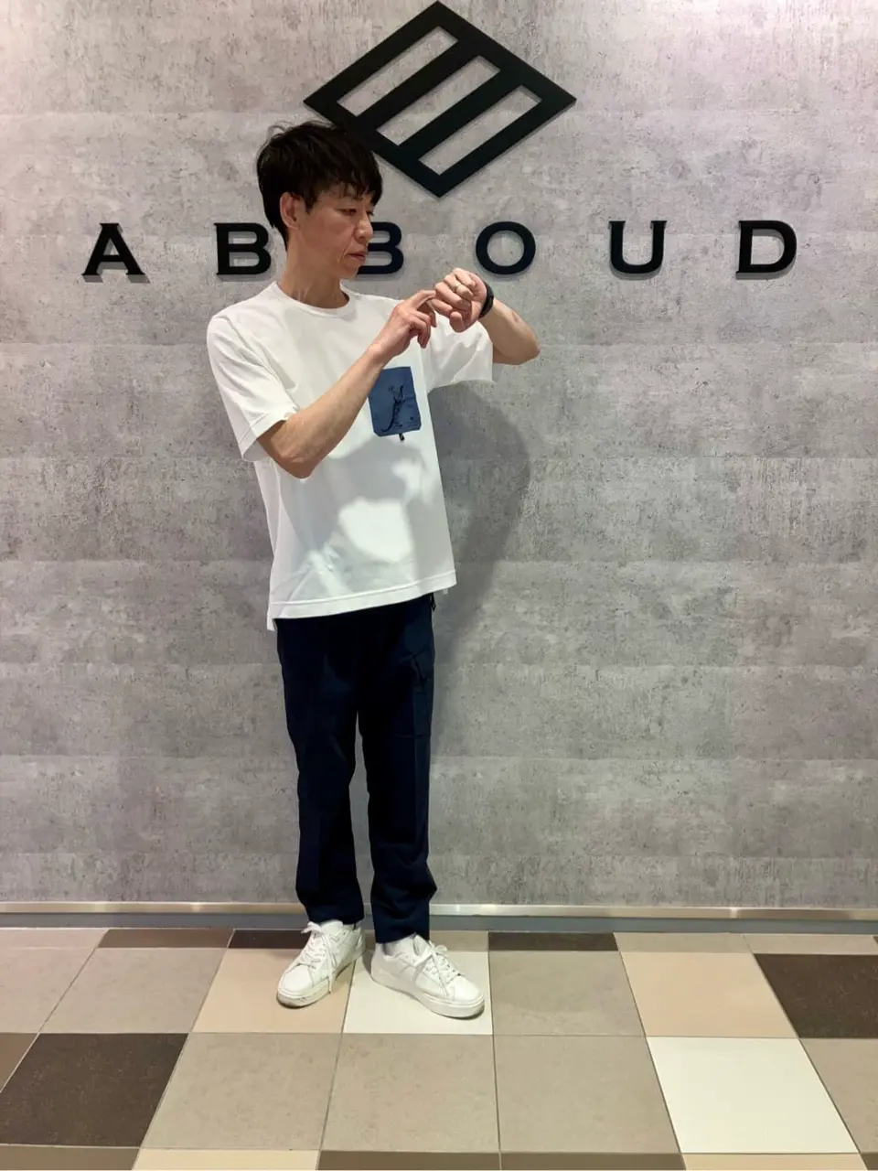 JOSEPH ABBOUD MOUNTAIN 足立 コーディネート画像