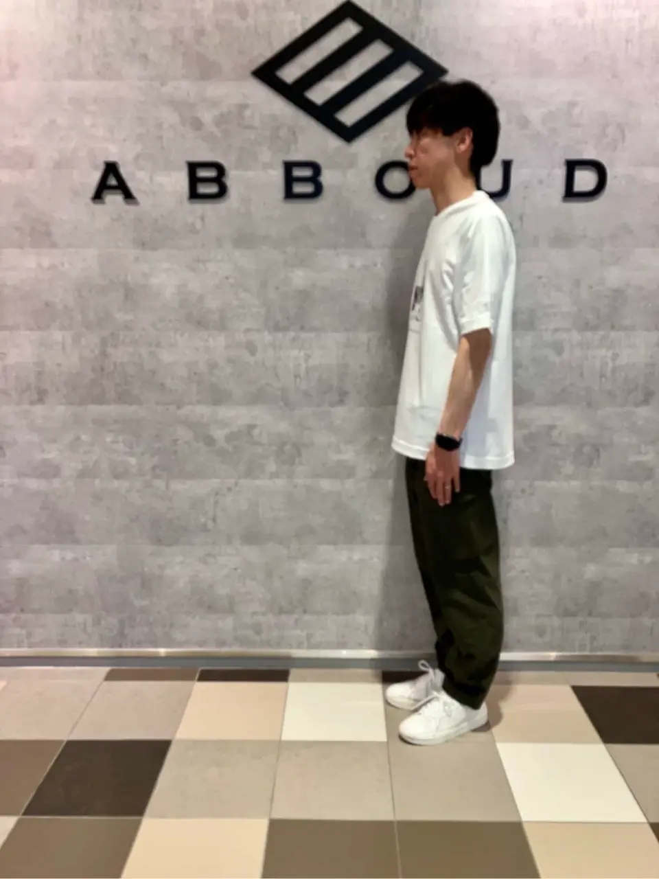 JOSEPH ABBOUD MOUNTAIN 足立 コーディネート画像