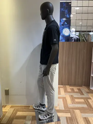 JOSEPH ABBOUD MOUNTAIN 小城 コーディネート画像