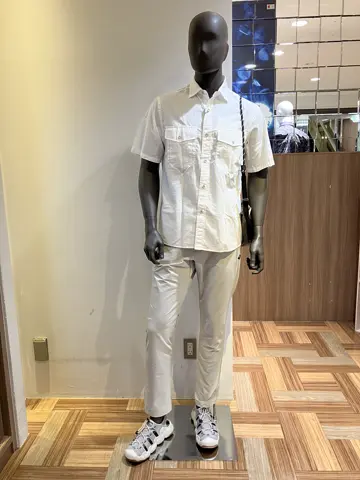 JOSEPH ABBOUD MOUNTAIN 小城 コーディネート画像