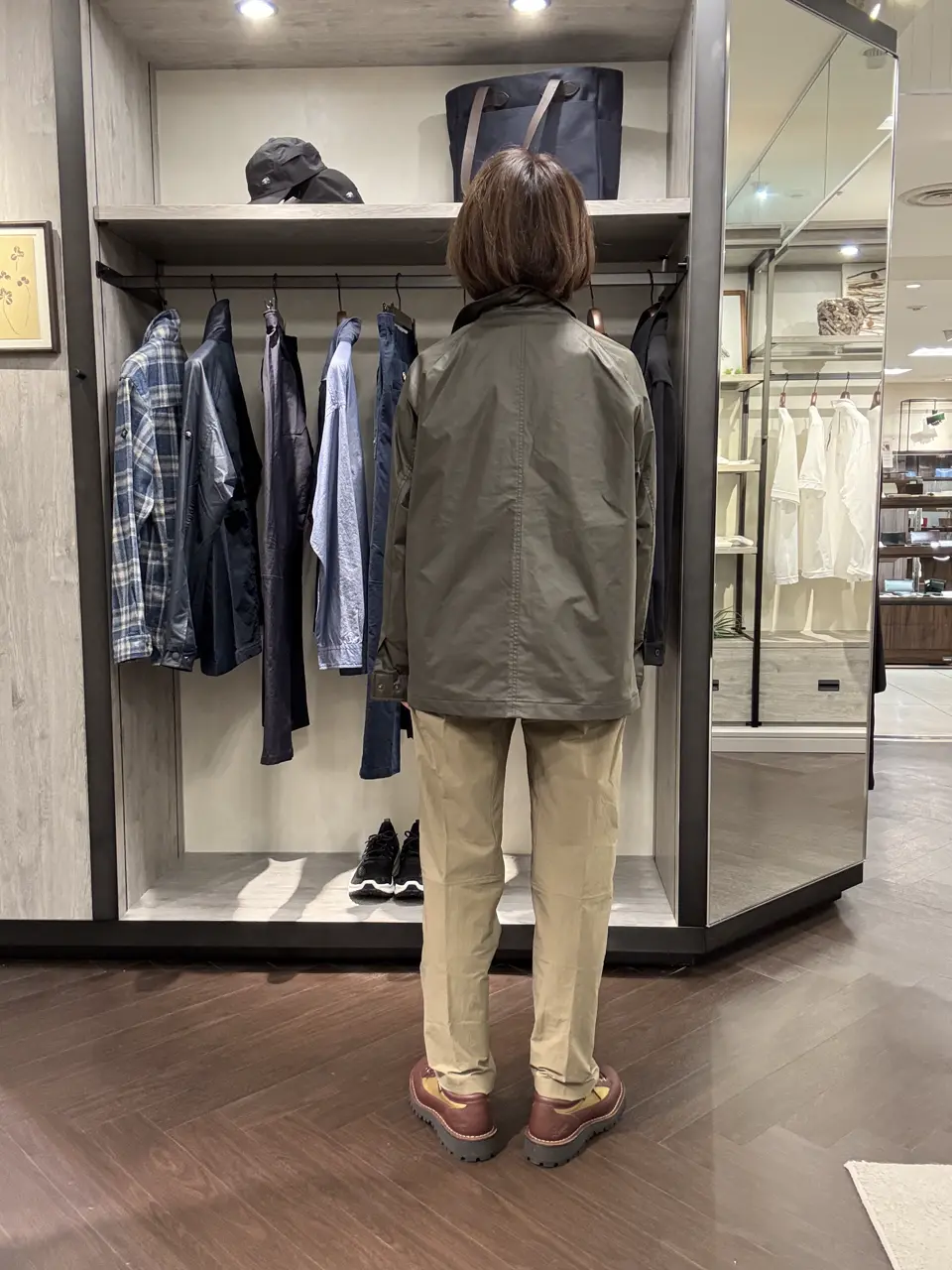 JOSEPH ABBOUD MOUNTAIN 西村 コーディネート画像