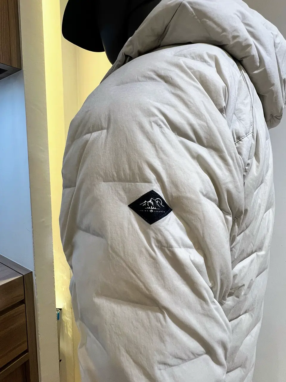 JOSEPH ABBOUD MOUNTAIN 森部 コーディネート画像