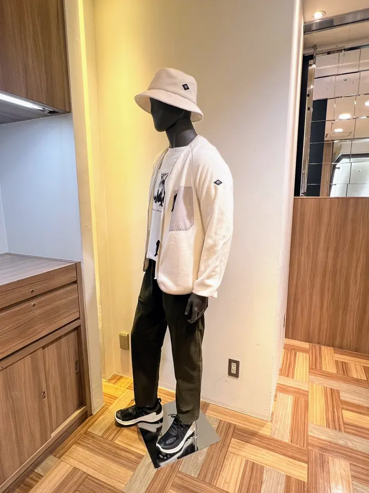 JOSEPH ABBOUD MOUNTAIN 森部 コーディネート画像