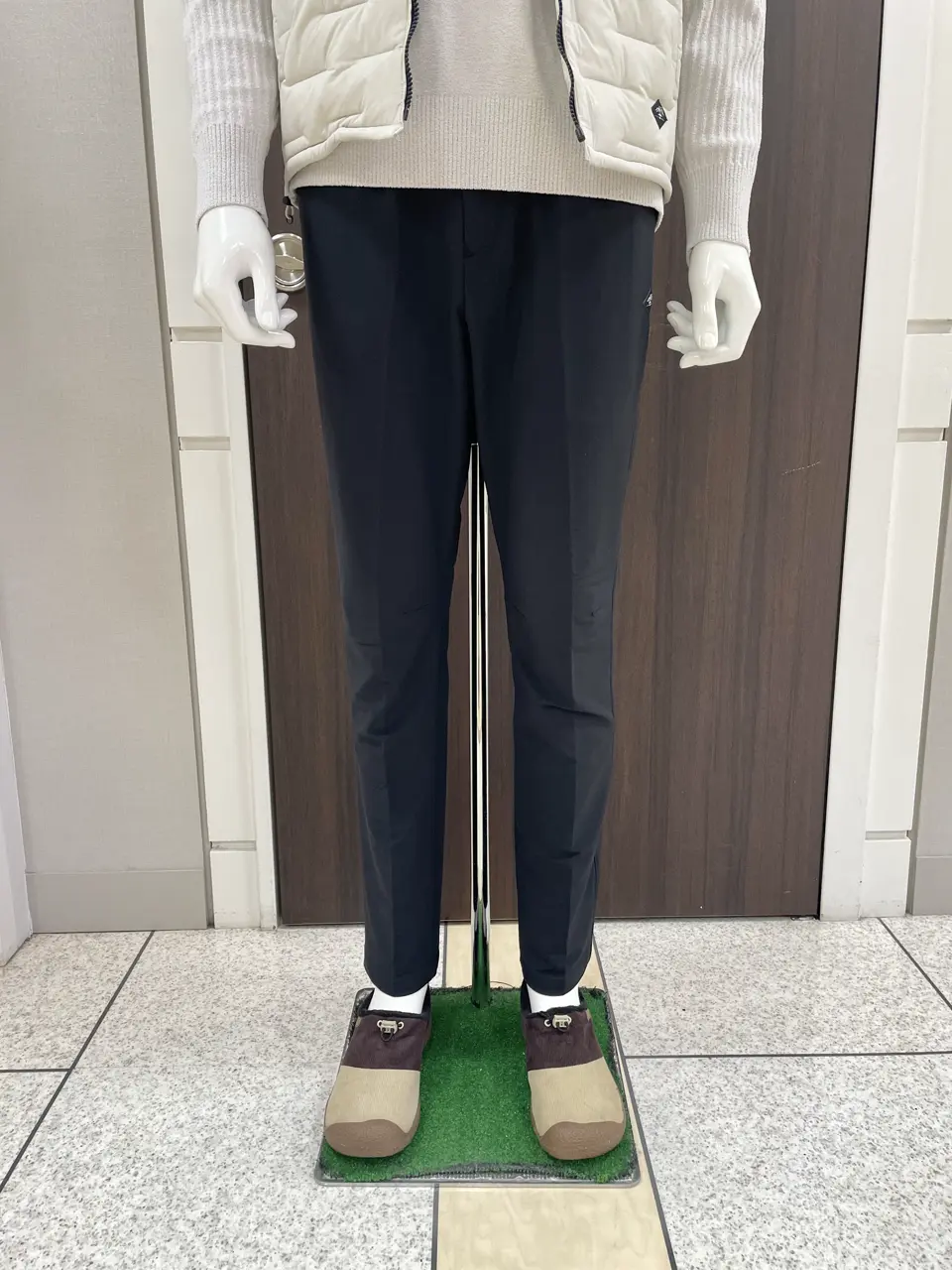 JOSEPH ABBOUD MOUNTAIN 松山 コーディネート画像