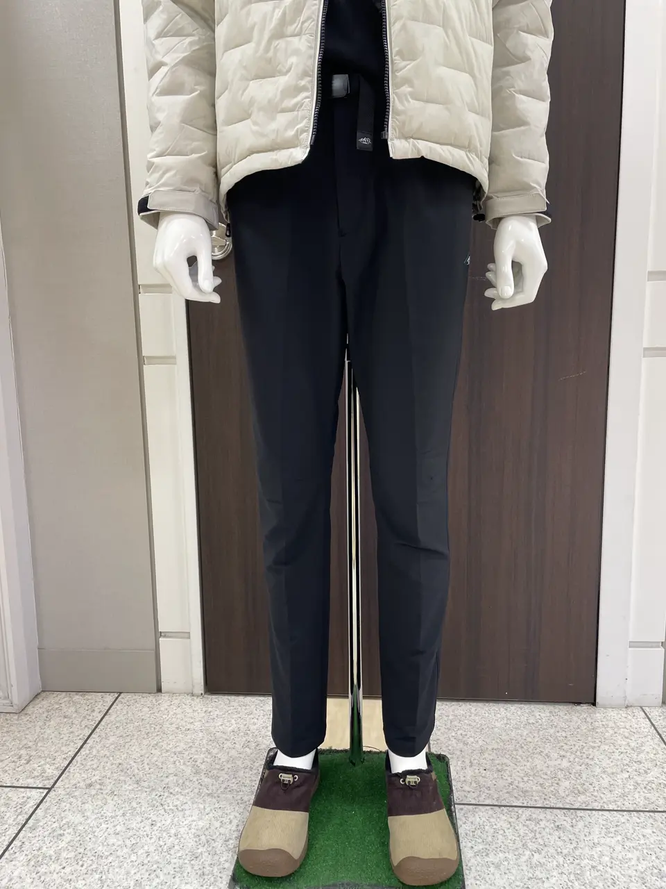 JOSEPH ABBOUD MOUNTAIN 松山 コーディネート画像