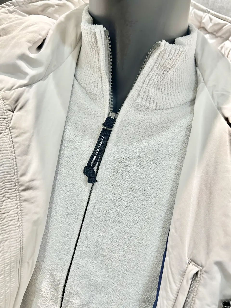 JOSEPH ABBOUD MOUNTAIN 上田 コーディネート画像