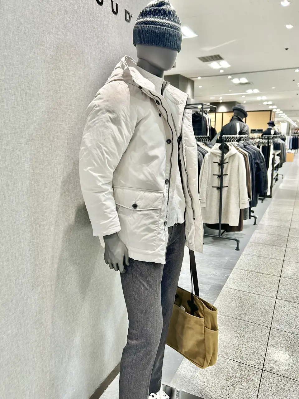 JOSEPH ABBOUD MOUNTAIN 上田 コーディネート画像