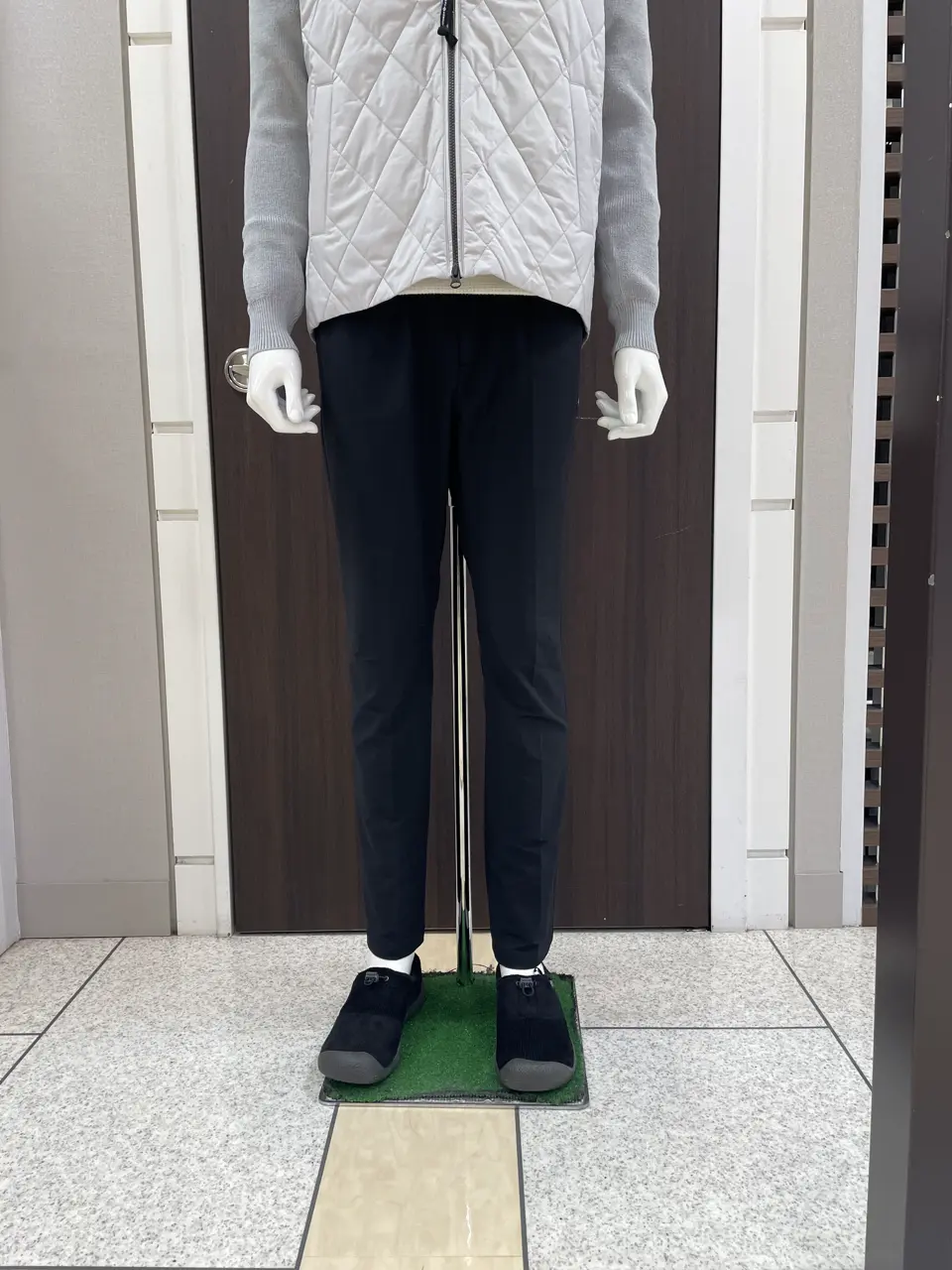 JOSEPH ABBOUD MOUNTAIN 松山 コーディネート画像