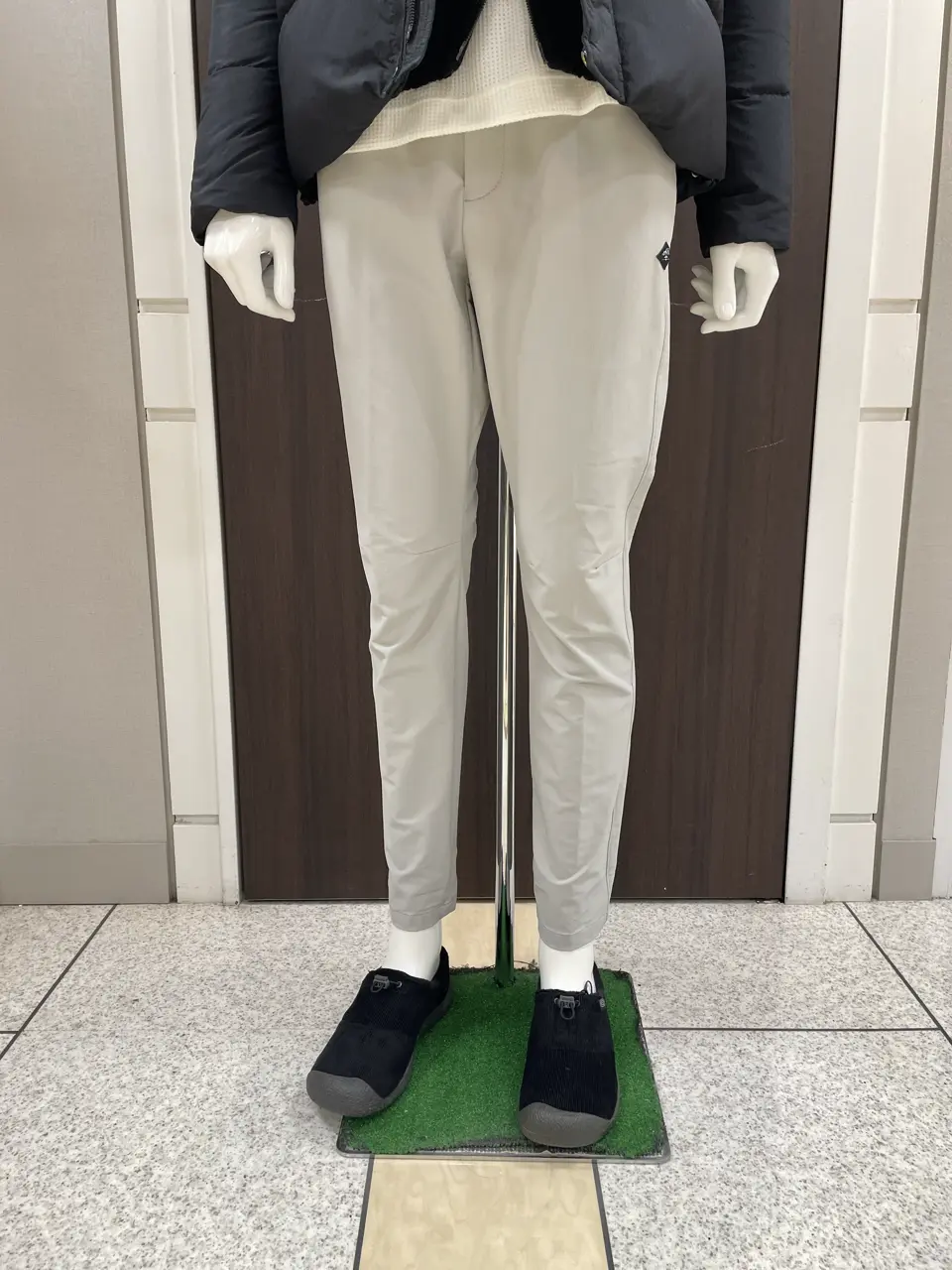 JOSEPH ABBOUD MOUNTAIN 松山 コーディネート画像