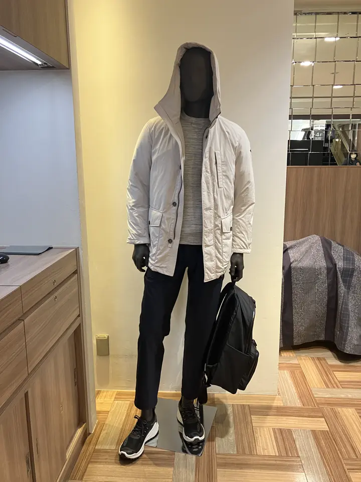 JOSEPH ABBOUD MOUNTAIN 小城 コーディネート画像