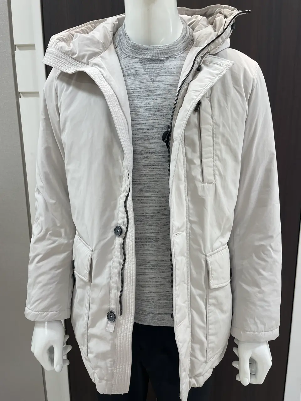 JOSEPH ABBOUD MOUNTAIN 松山 コーディネート画像