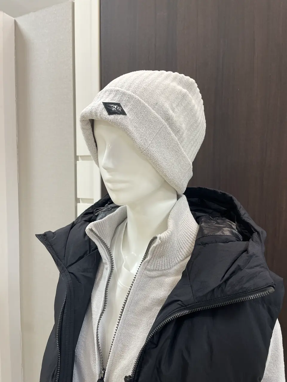 JOSEPH ABBOUD MOUNTAIN 松山 コーディネート画像