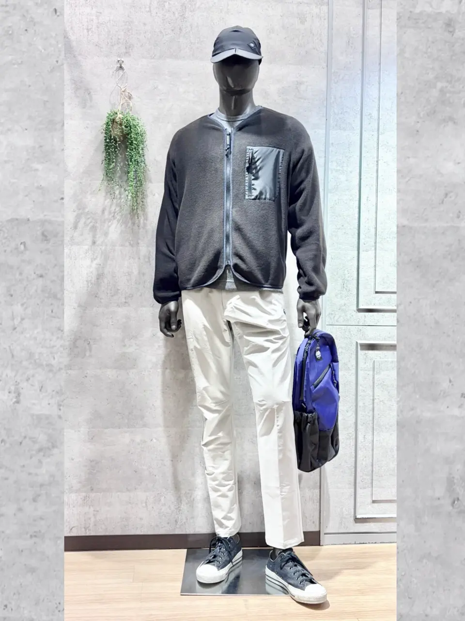 JOSEPH ABBOUD MOUNTAIN 二澤 コーディネート画像