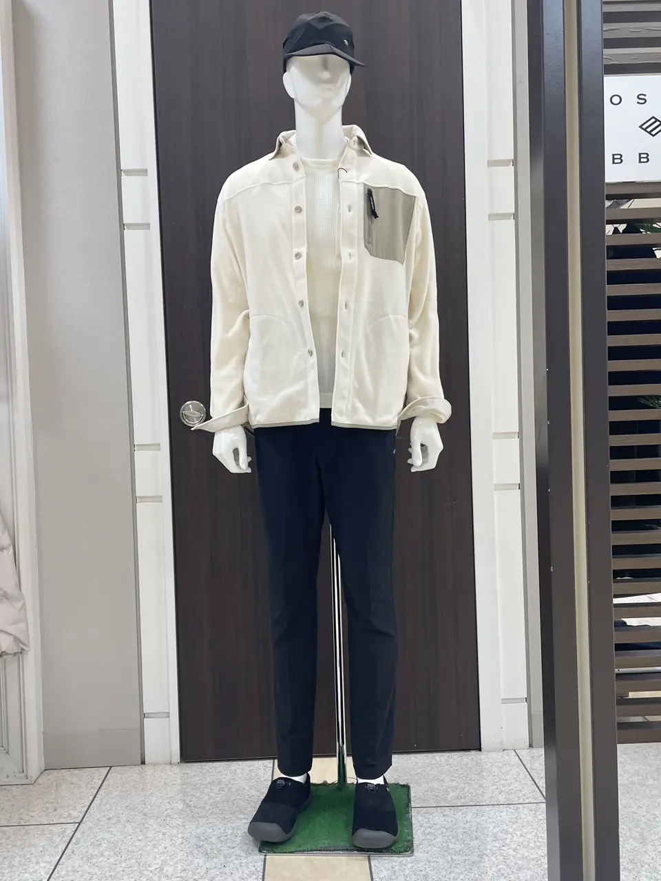 JOSEPH ABBOUD MOUNTAIN 松山 コーディネート画像