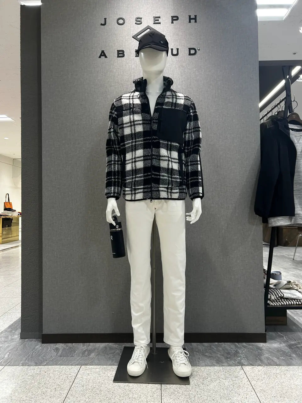 JOSEPH ABBOUD MOUNTAIN 上田 コーディネート画像