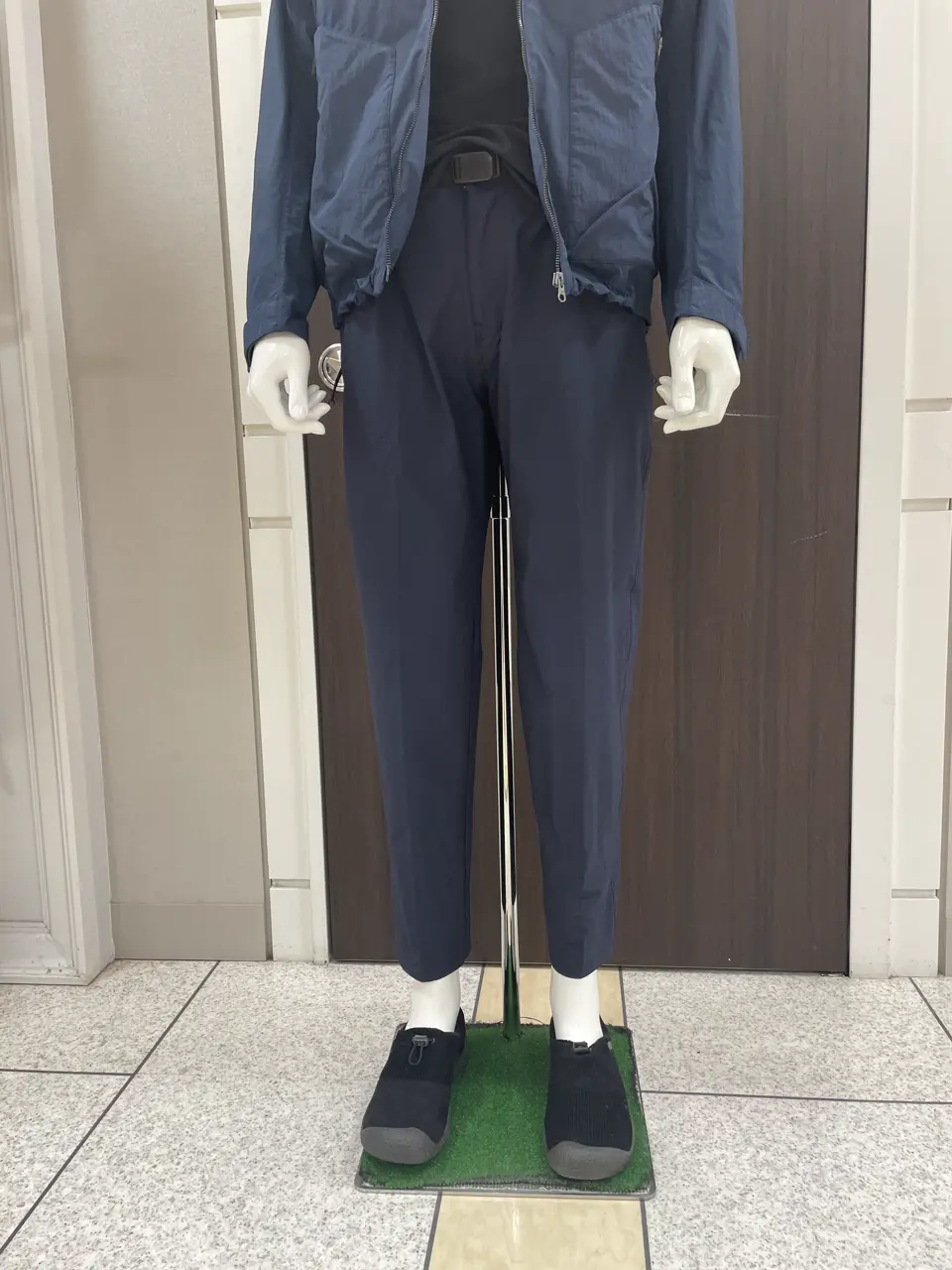 JOSEPH ABBOUD MOUNTAIN 松山 コーディネート画像