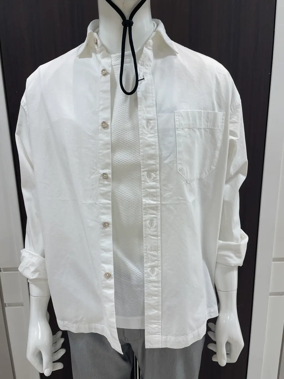 JOSEPH ABBOUD MOUNTAIN 松山 コーディネート画像