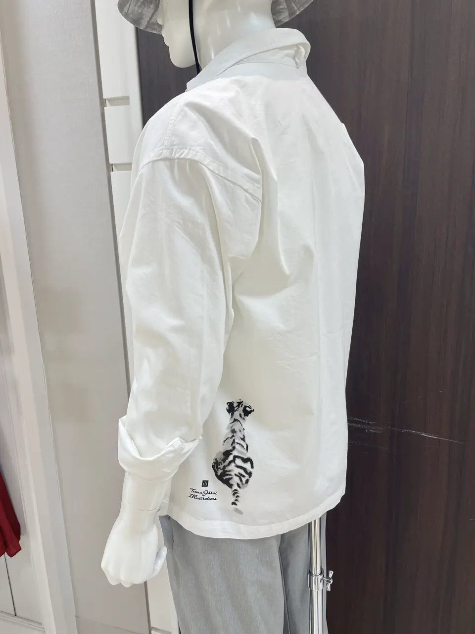 JOSEPH ABBOUD MOUNTAIN 松山 コーディネート画像