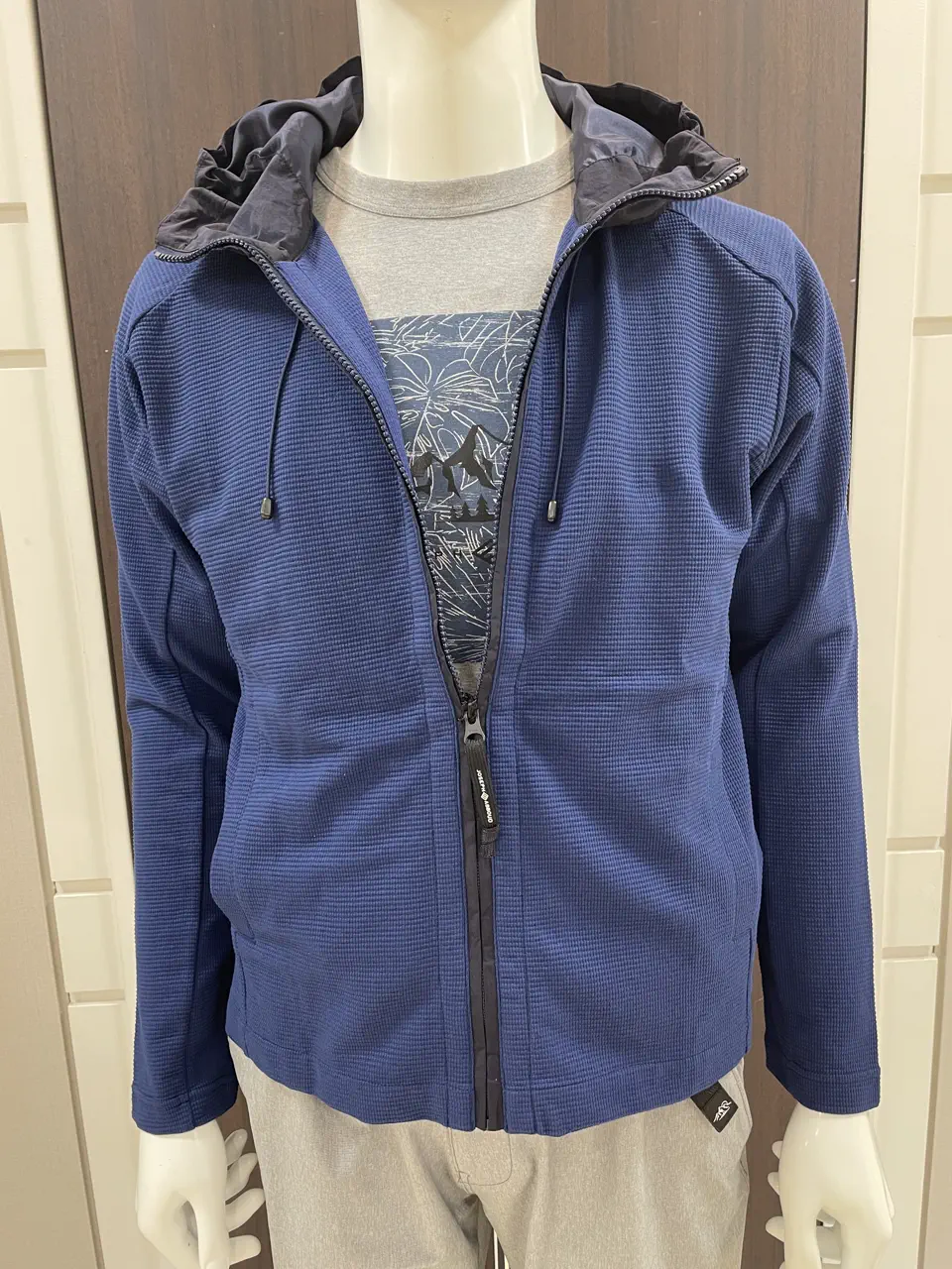 JOSEPH ABBOUD MOUNTAIN 松山 コーディネート画像