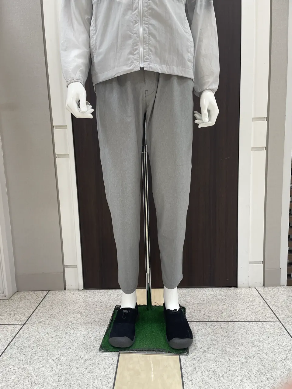 JOSEPH ABBOUD MOUNTAIN 松山 コーディネート画像