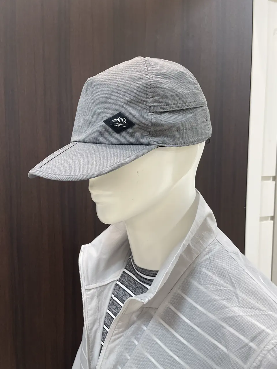 JOSEPH ABBOUD MOUNTAIN 松山 コーディネート画像