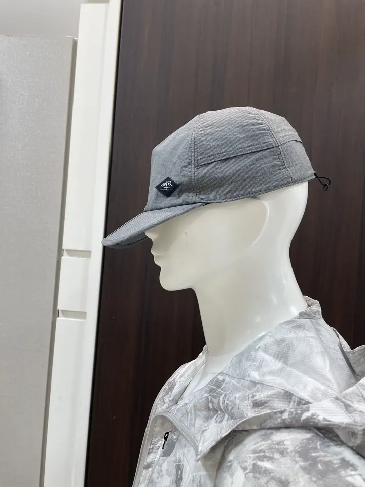 JOSEPH ABBOUD MOUNTAIN 松山 コーディネート画像