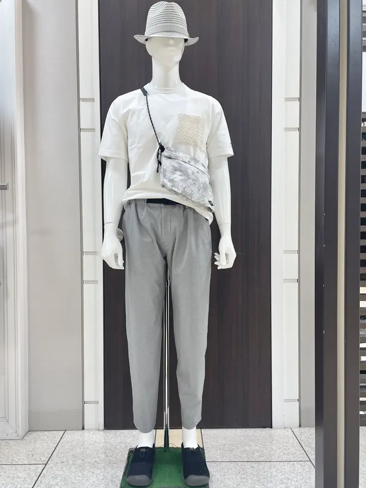 JOSEPH ABBOUD MOUNTAIN 松山 コーディネート画像