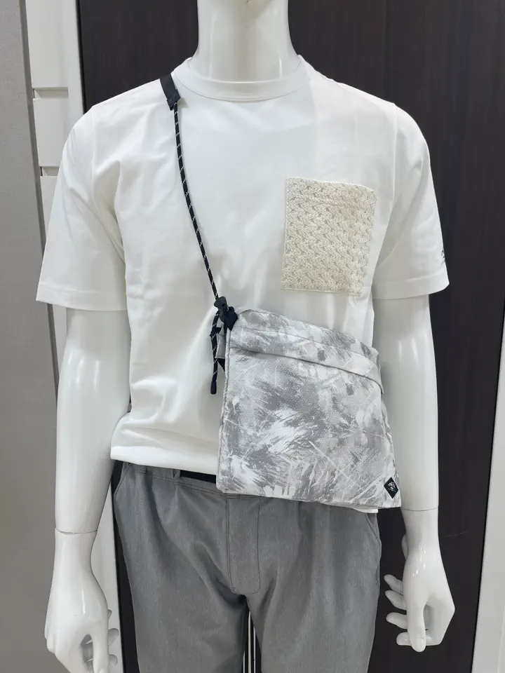 JOSEPH ABBOUD MOUNTAIN 松山 コーディネート画像