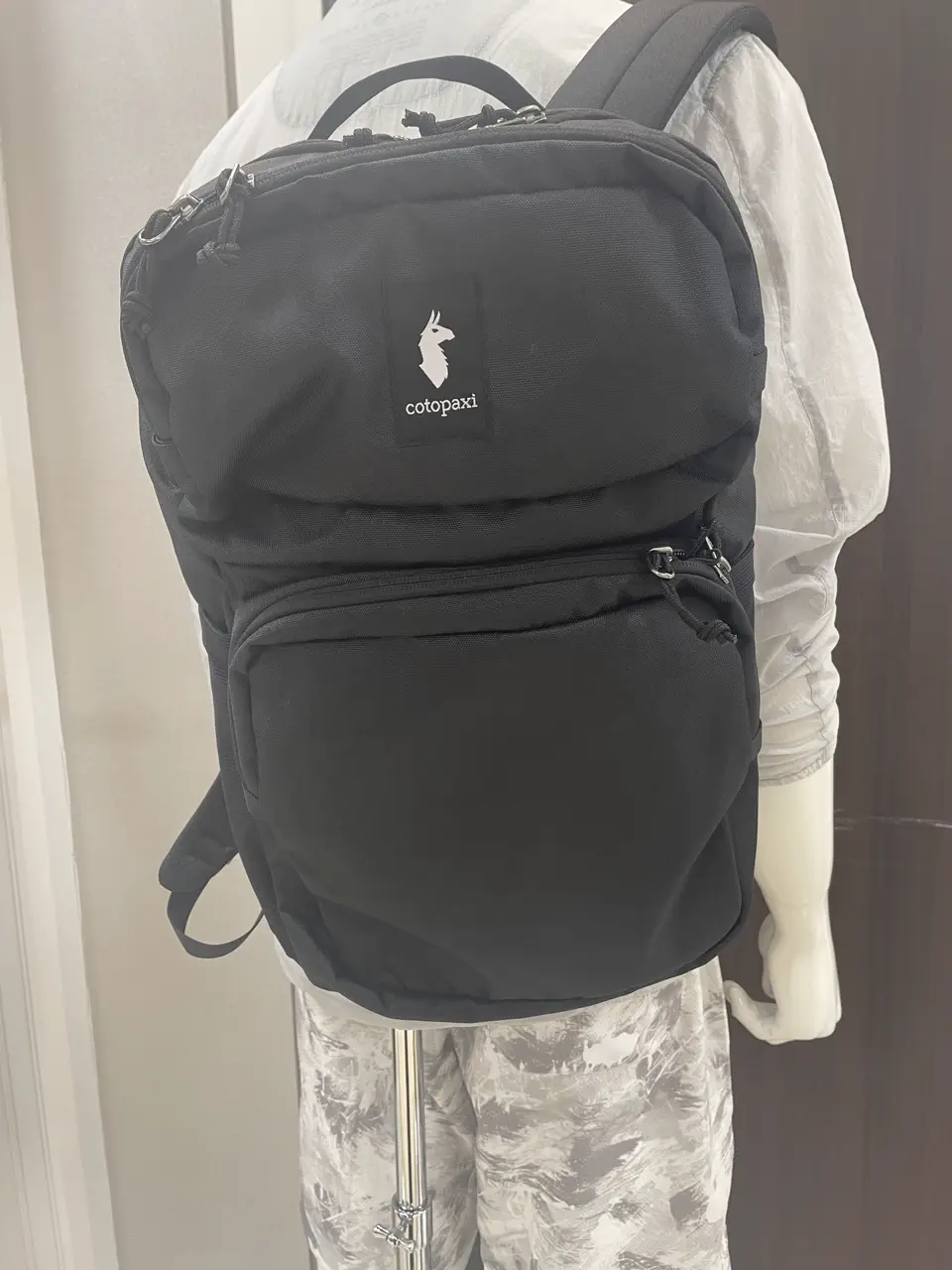 JOSEPH ABBOUD MOUNTAIN 松山 コーディネート画像