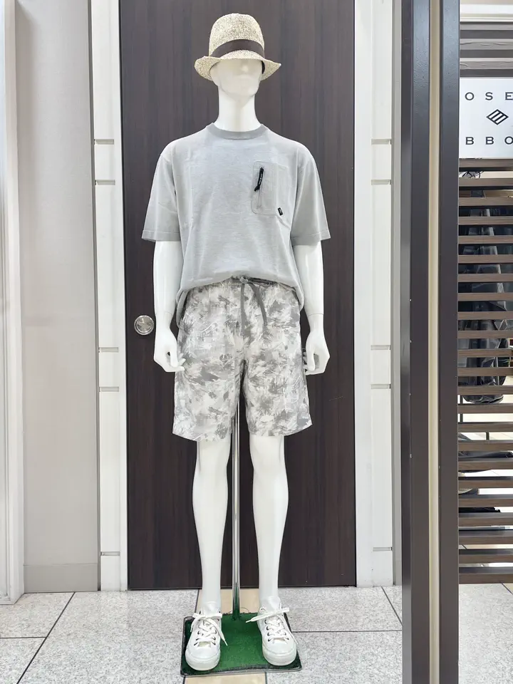 JOSEPH ABBOUD MOUNTAIN 松山 コーディネート画像