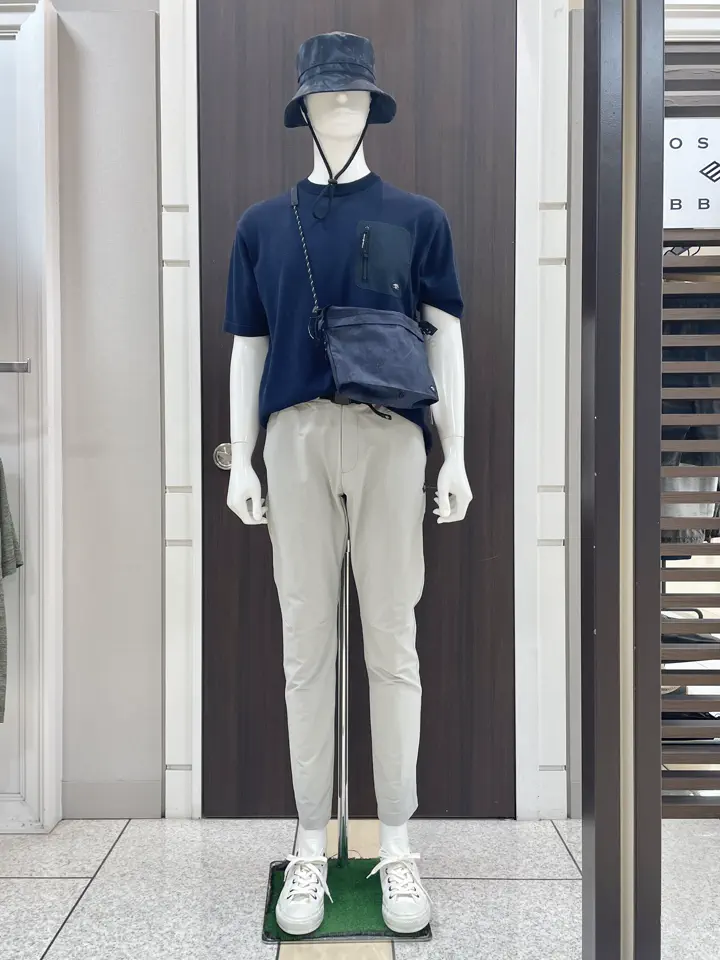 JOSEPH ABBOUD MOUNTAIN 松山 コーディネート画像