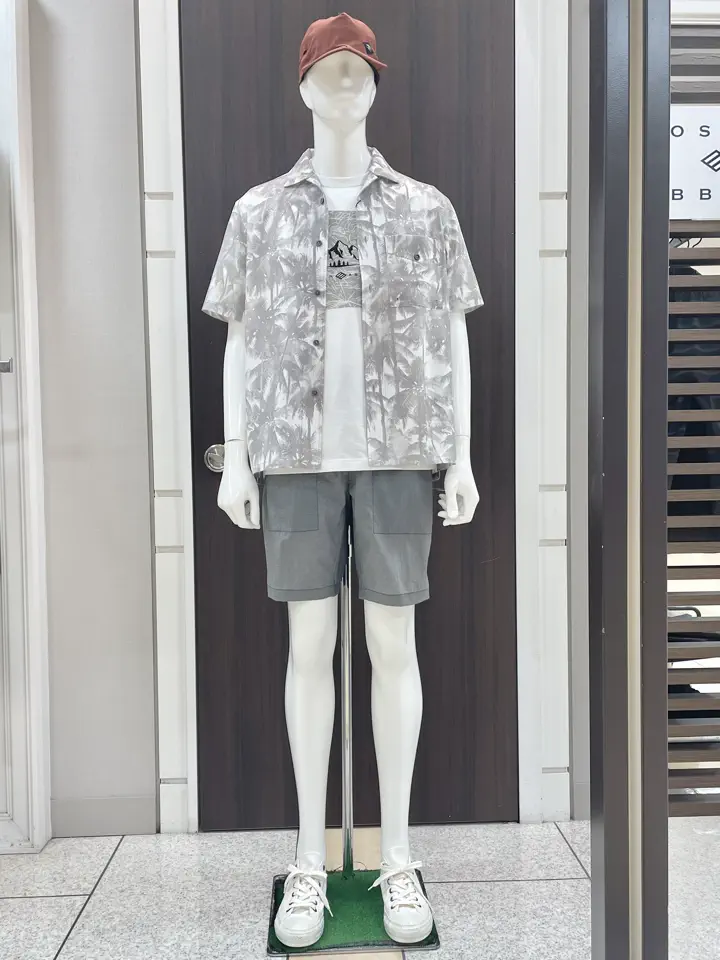 JOSEPH ABBOUD MOUNTAIN 松山 コーディネート画像