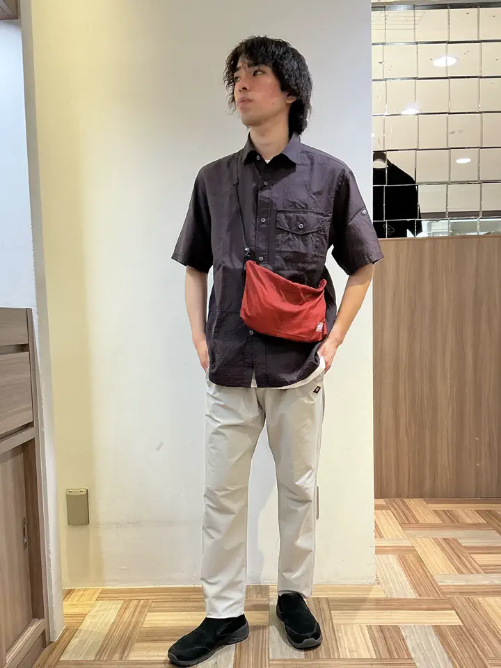 JOSEPH ABBOUD MOUNTAIN カイリ コーディネート画像
