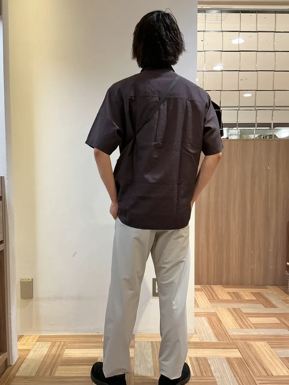 JOSEPH ABBOUD MOUNTAIN カイリ コーディネート画像