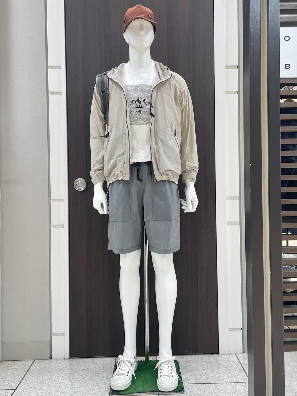 JOSEPH ABBOUD MOUNTAIN 松山 コーディネート画像