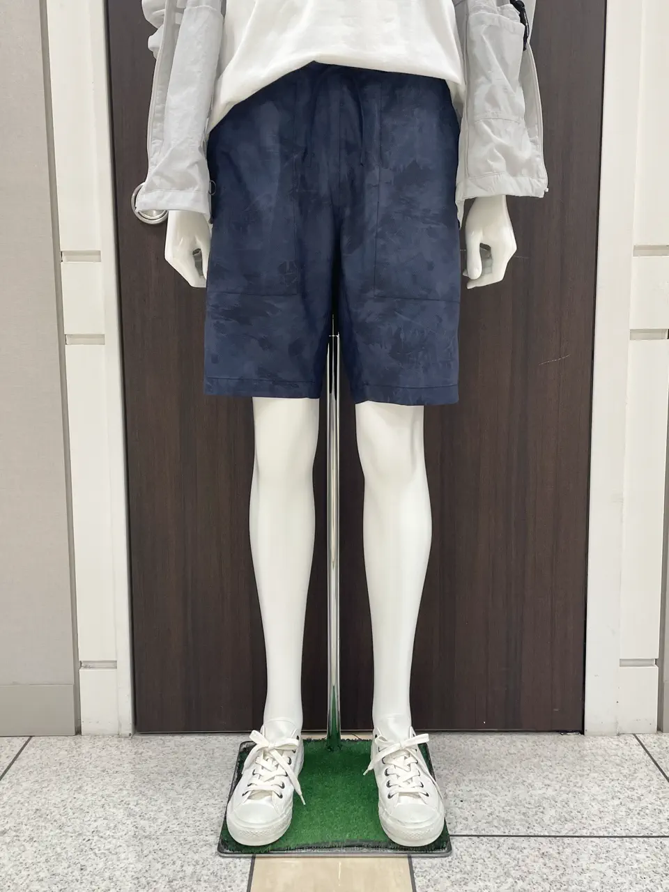 JOSEPH ABBOUD MOUNTAIN 松山 コーディネート画像