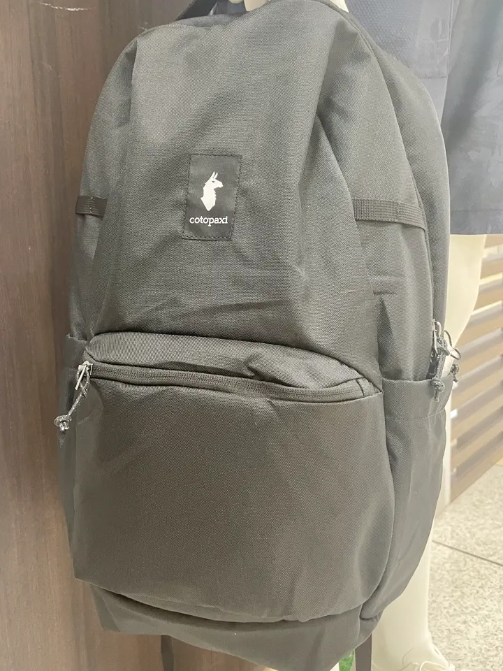 JOSEPH ABBOUD MOUNTAIN 松山 コーディネート画像